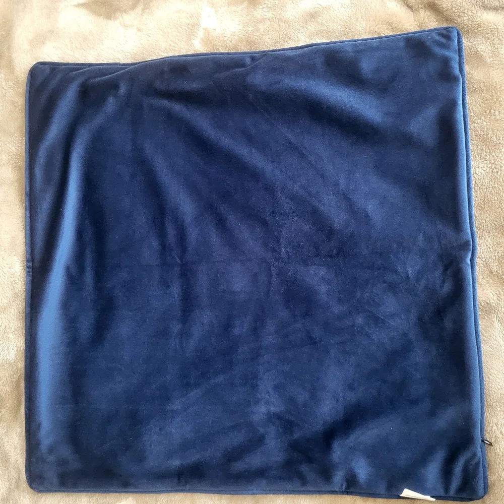 * NEW Blue and Gray Decorative‎ Pillow Cover 1 Only